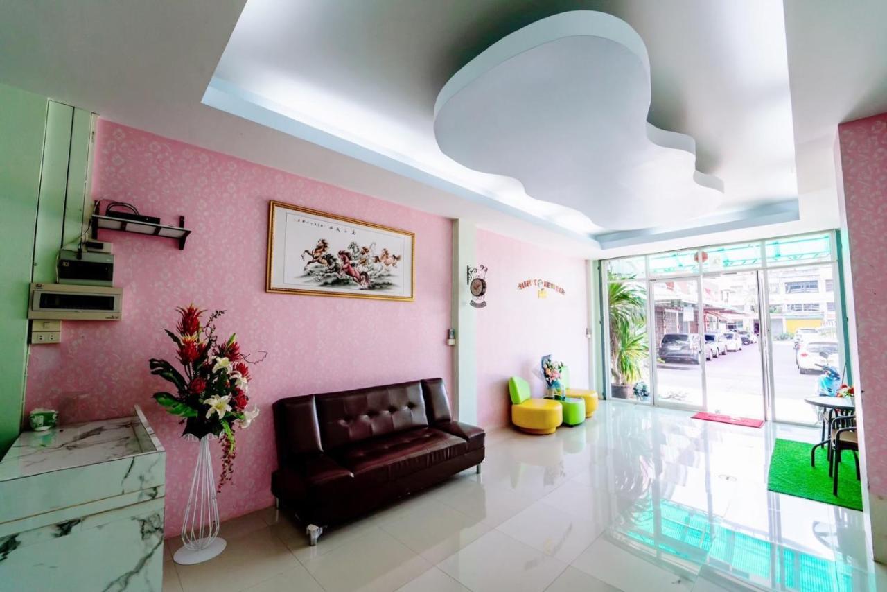 Oyo 75377 Check In House Hotel Ban Tha Kup Luaran gambar